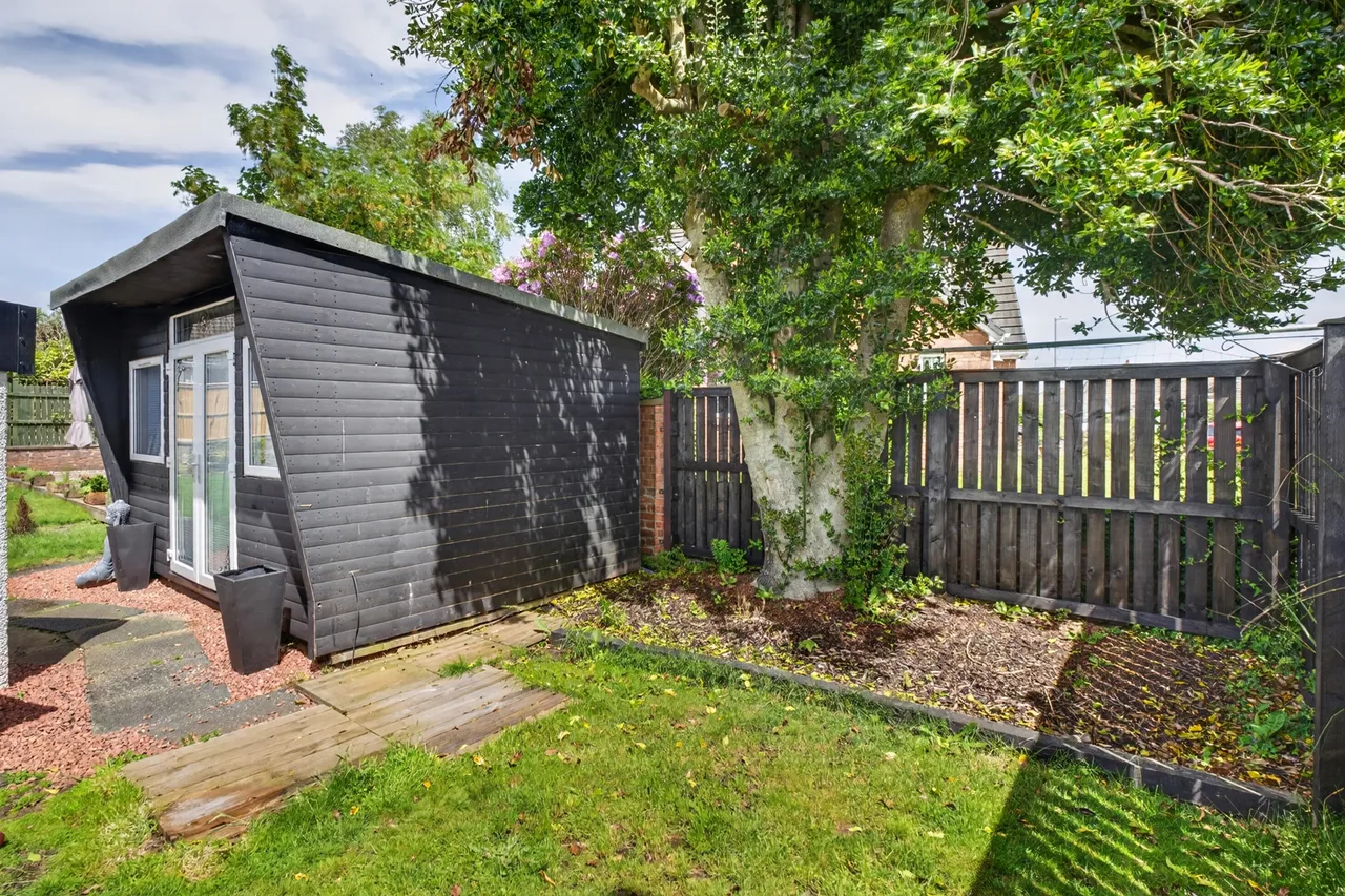 44 Whyte Avenue, Irvine, KA12 0EG, photo 19