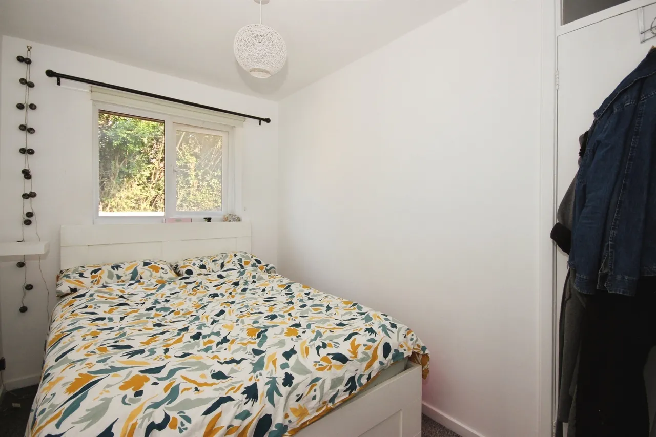 Austin Edwards Drive, Warwick, photo 11