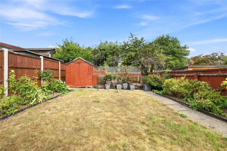 with 2 bedrooms in Saffron Walden, CB10, photo 11
