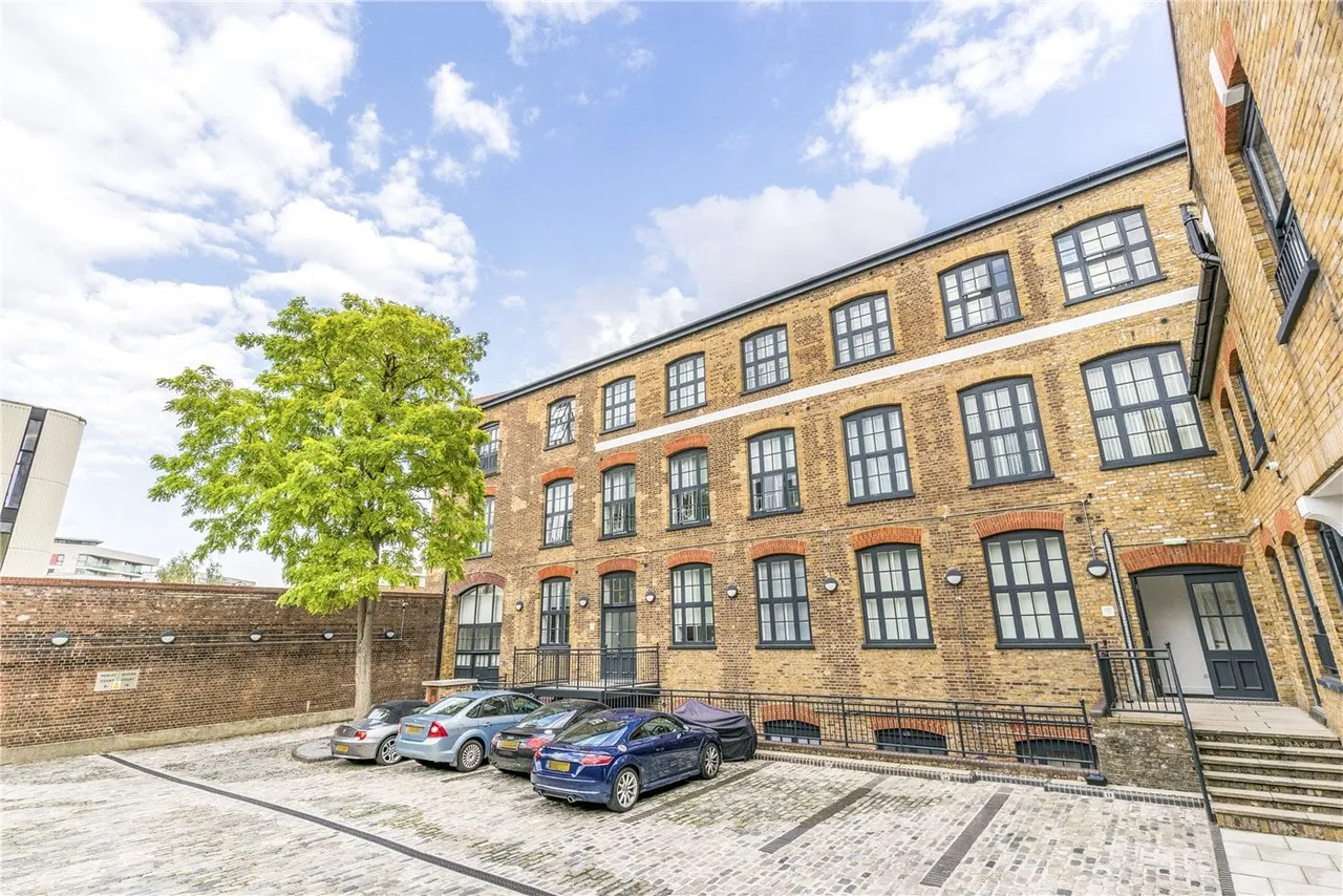 Severn Court, 25 Clyde Square, London, E14, photo 8