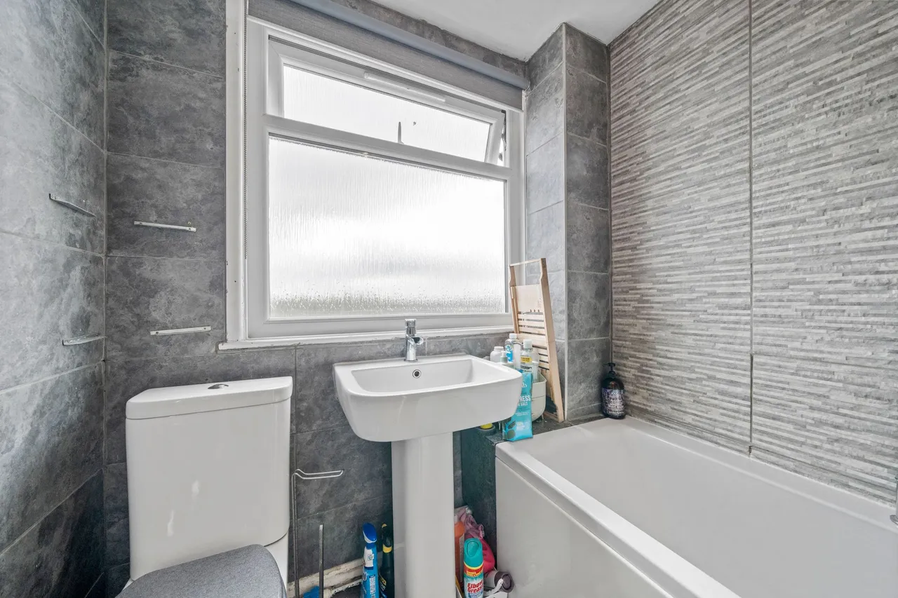 Victoria Road, Ashton-In-Makerfield, Wigan, Wigan, WN4 0SZ, photo 9