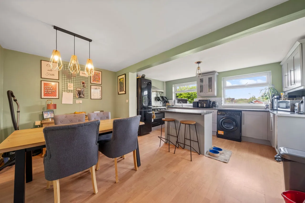 Victoria Road, Ashton-In-Makerfield, Wigan, Wigan, WN4 0SZ, photo 3