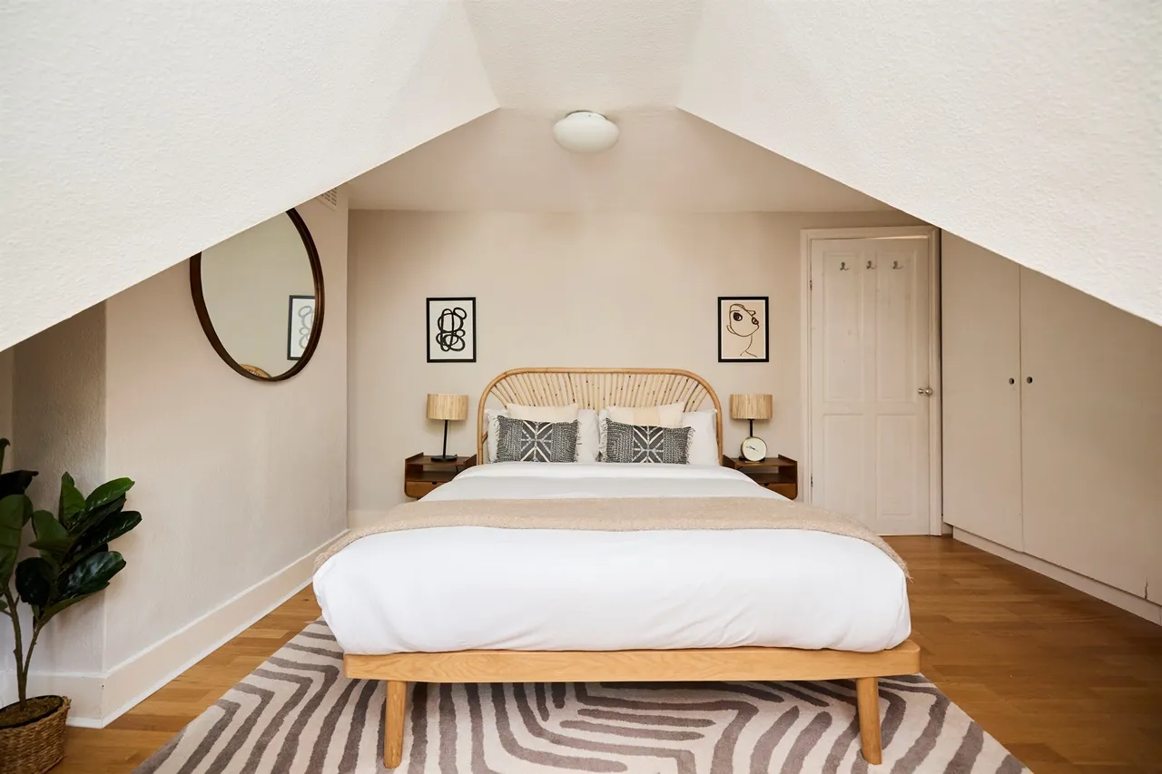 Despard Road, London, N19, photo 2