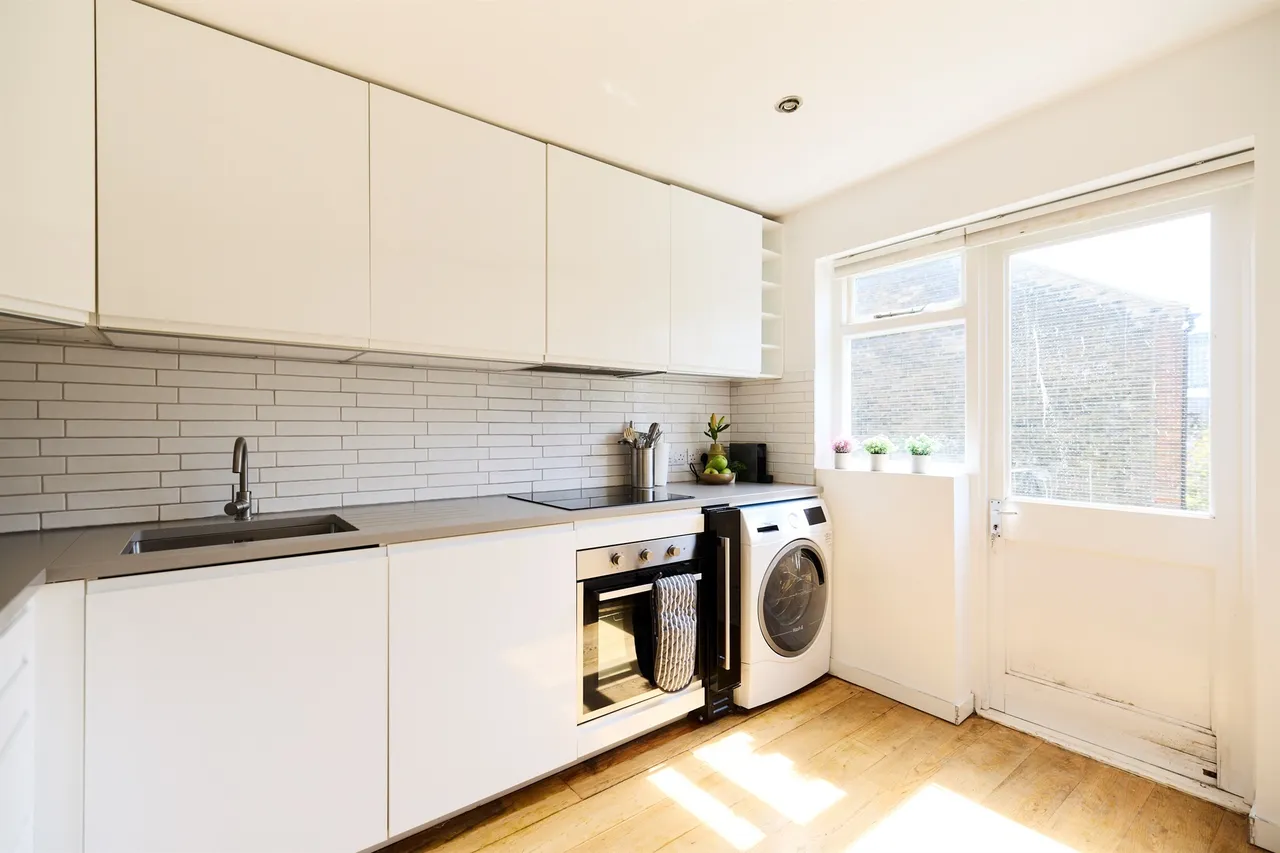 Despard Road, London, N19, photo 3