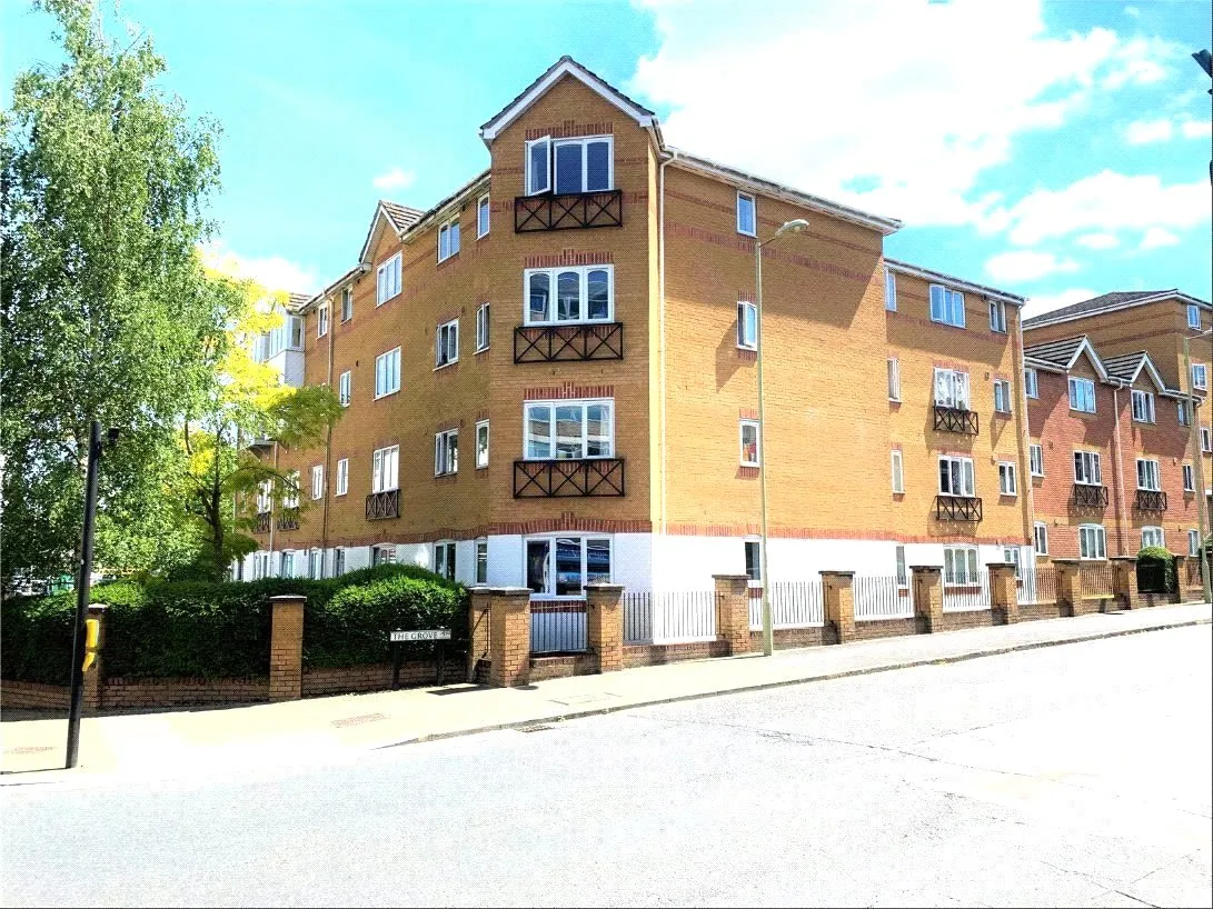 2 bed flat to rent — Ascot Court, Aldershot, Hampshire, GU11 1HG