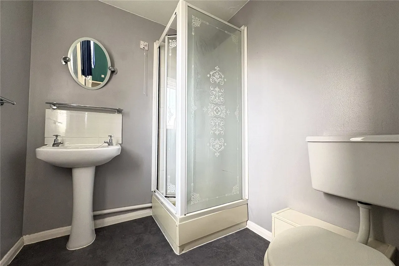 Ascot Court, Aldershot, Hampshire, GU11 1HG, photo 8