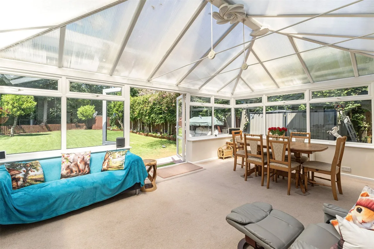 Shelley Close, Christchurch, Dorset, BH23, photo 4