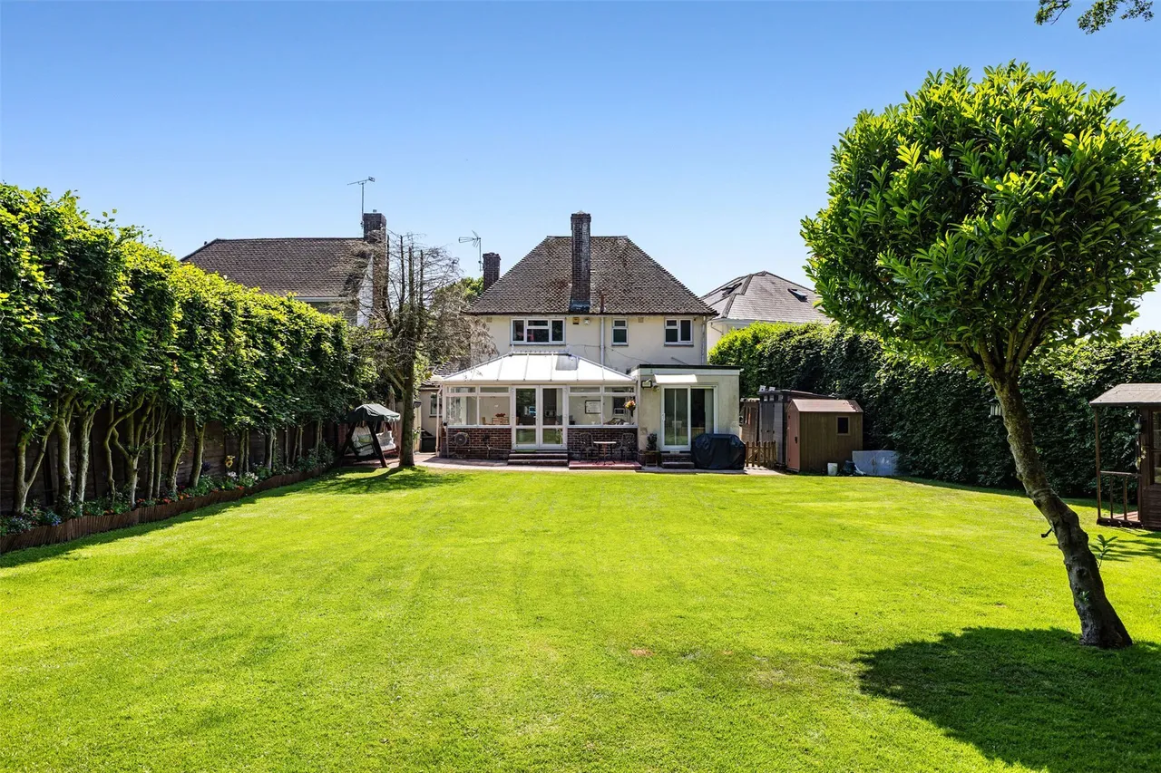 Shelley Close, Christchurch, Dorset, BH23, photo 5
