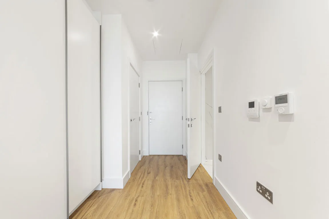 West Gate, Ealing, photo 8