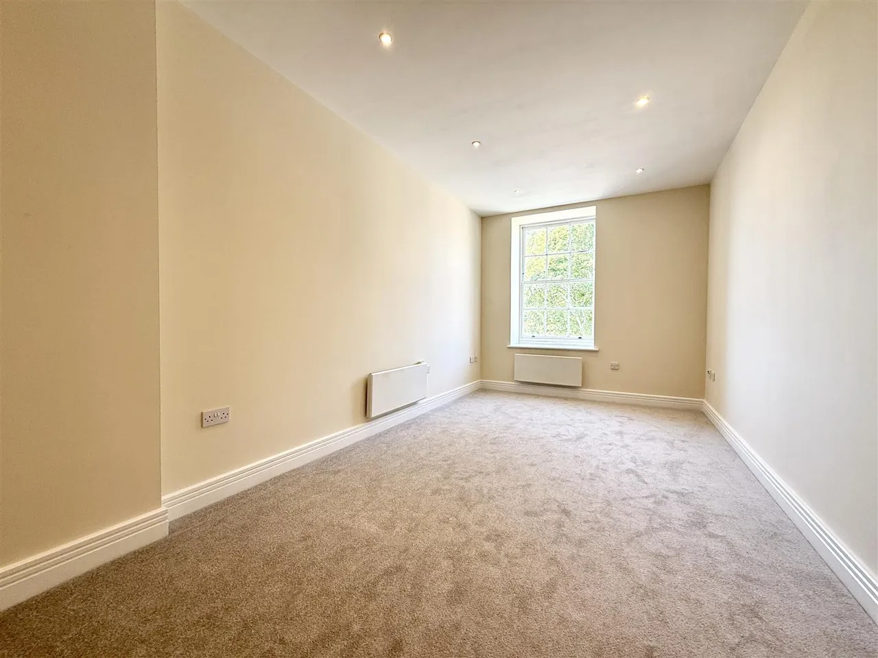 Consort Mews, Knowle, Fareham, photo 3