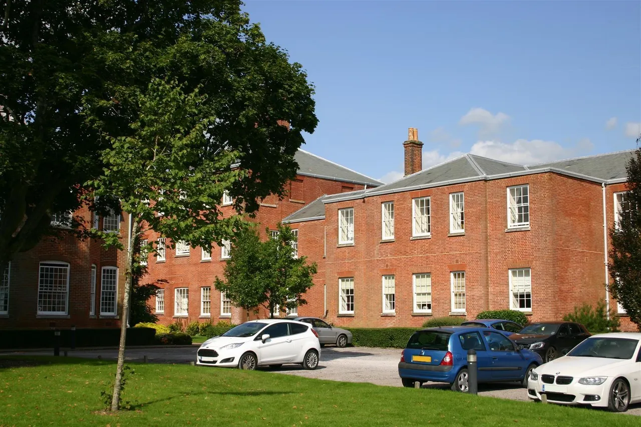 Consort Mews, Knowle, Fareham, photo 11