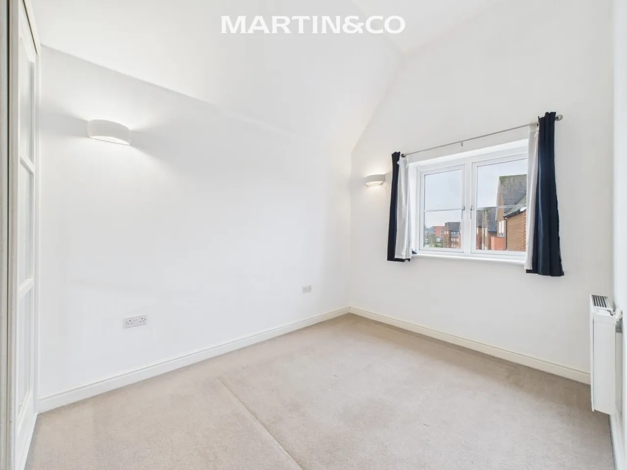 Outfield Crescent, Wokingham, photo 7