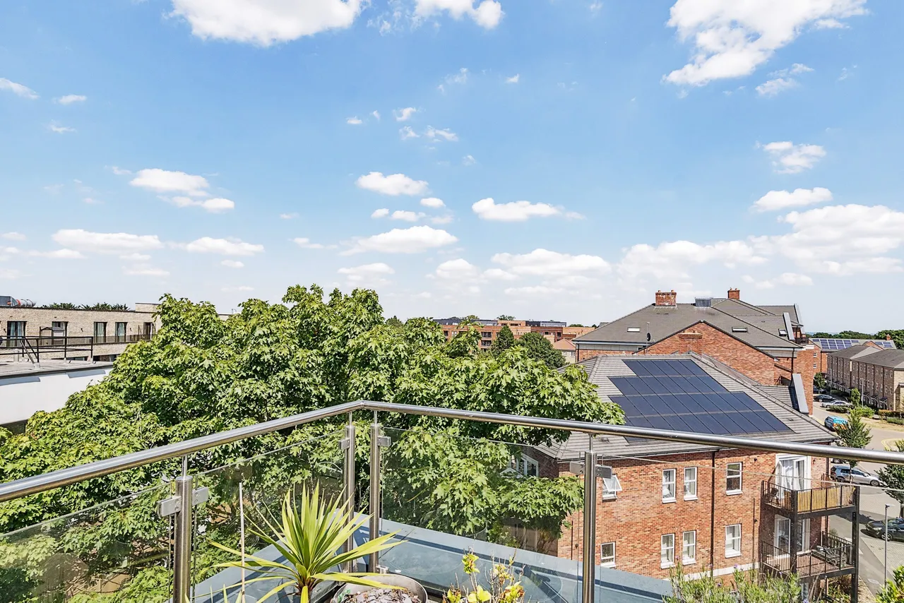 High Road, Whetstone, London, Greater London, N20 0BF, photo 15