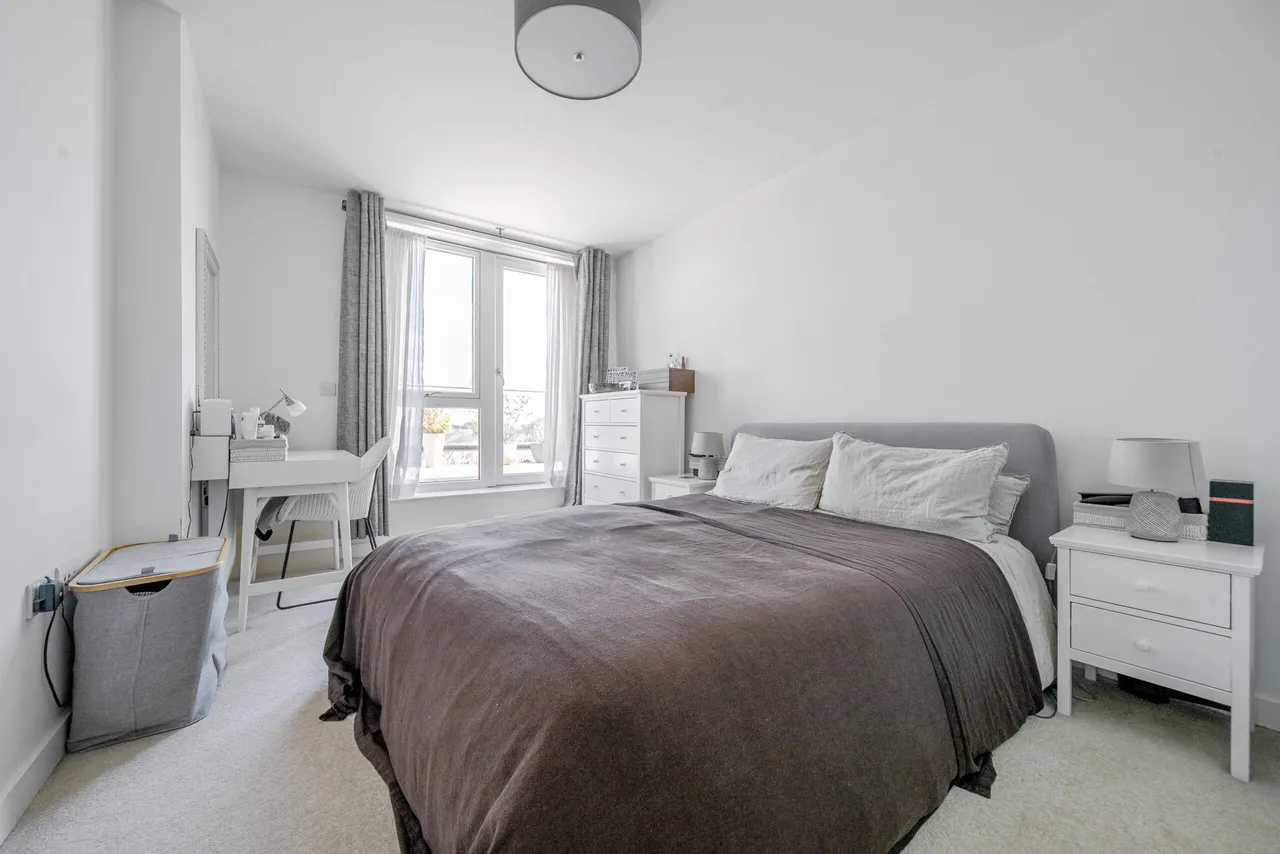 High Road, Whetstone, London, Greater London, N20 0BF, photo 10