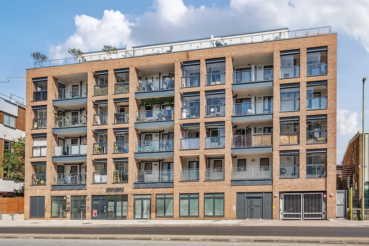 High Road, Whetstone, London, Greater London, N20 0BF, photo 20