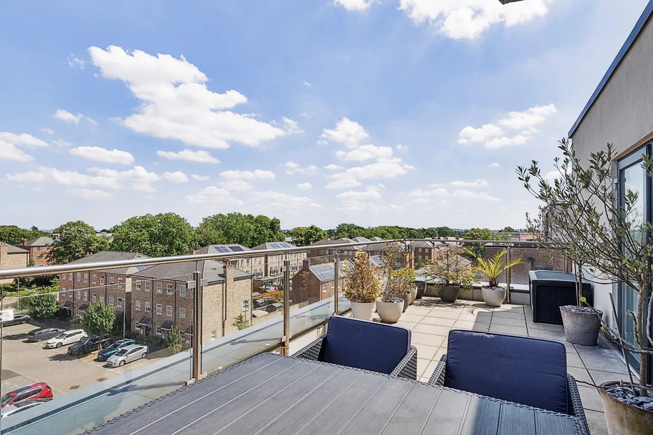 High Road, Whetstone, London, Greater London, N20 0BF, photo 16