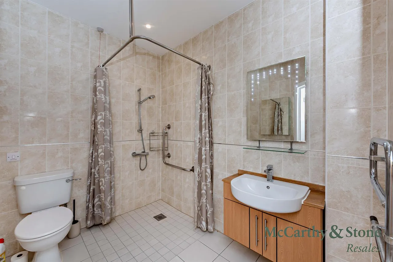 Dane Road, Seaford, BN25, photo 9