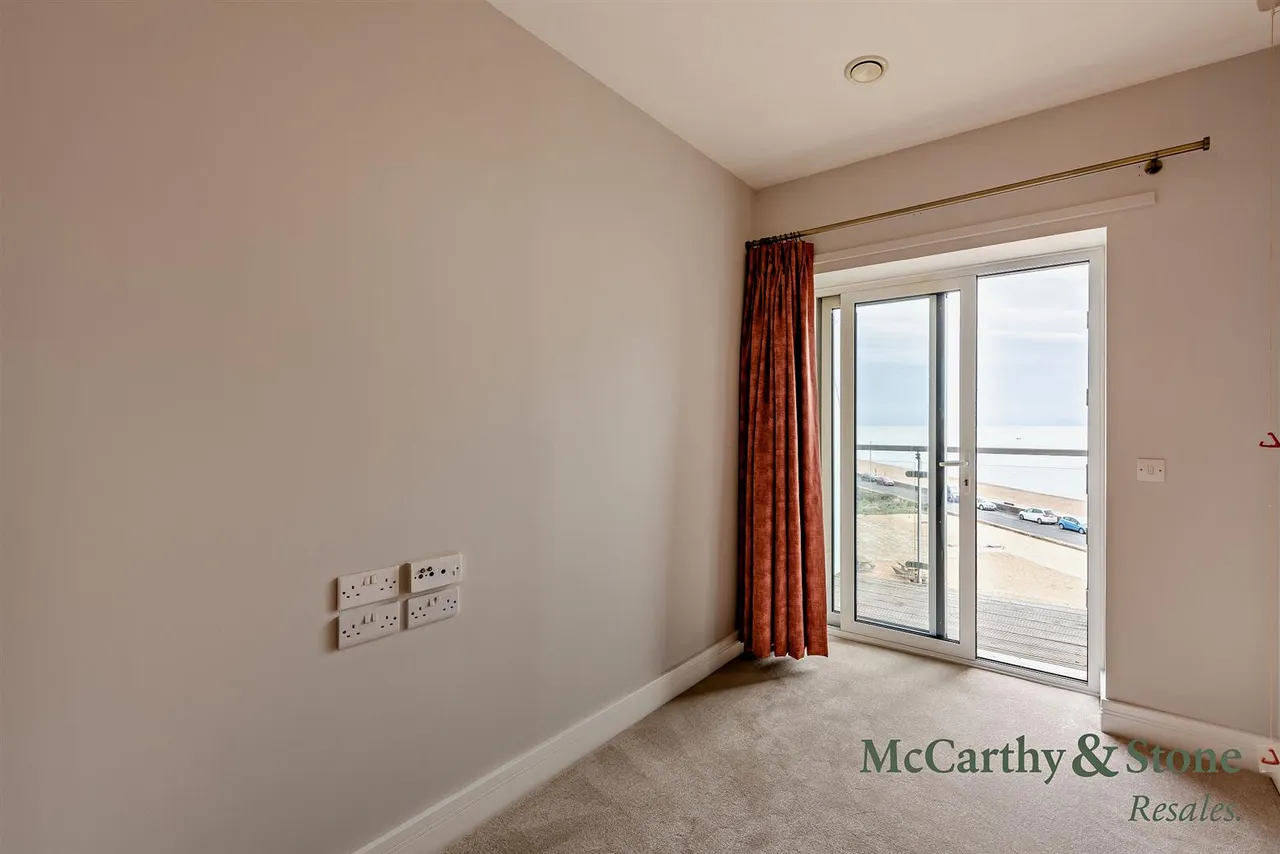 Dane Road, Seaford, BN25, photo 11