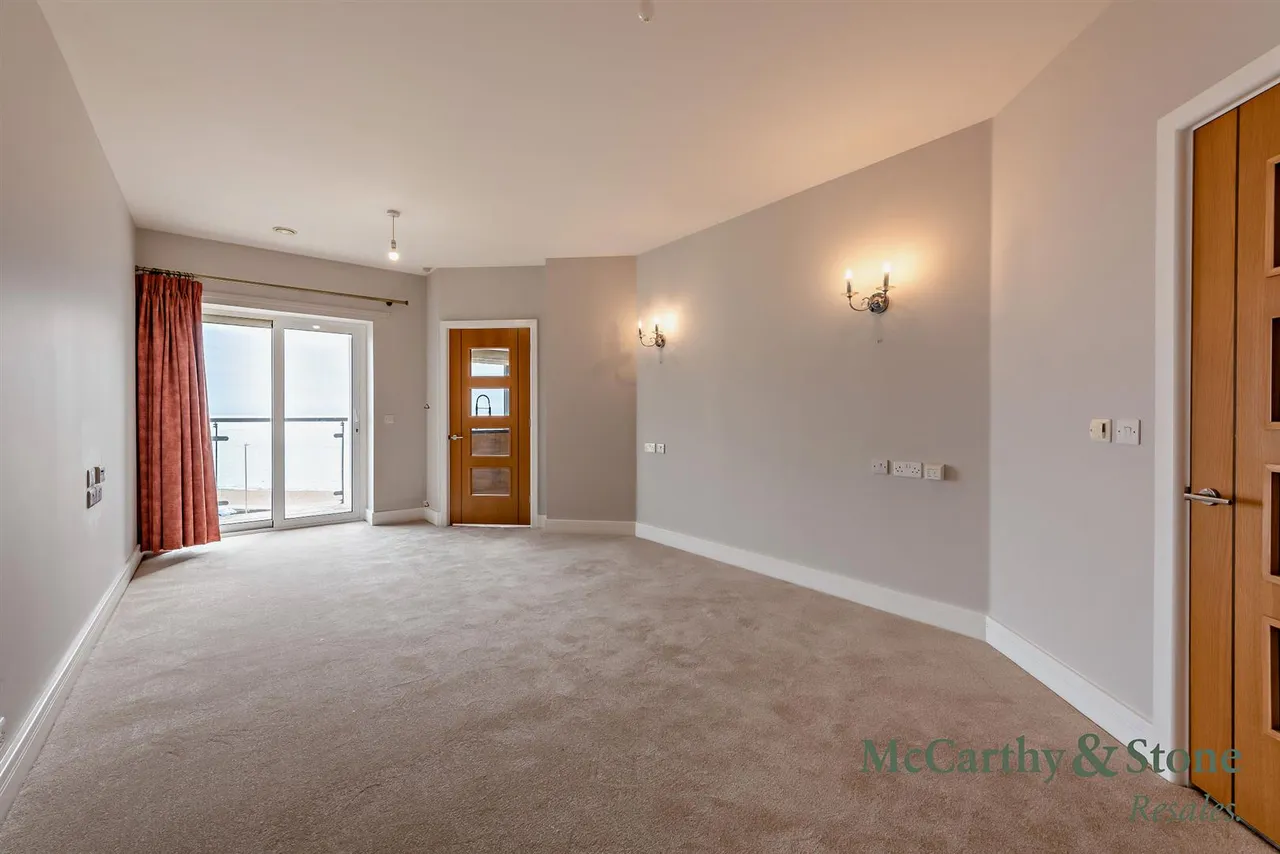 Dane Road, Seaford, BN25, photo 6