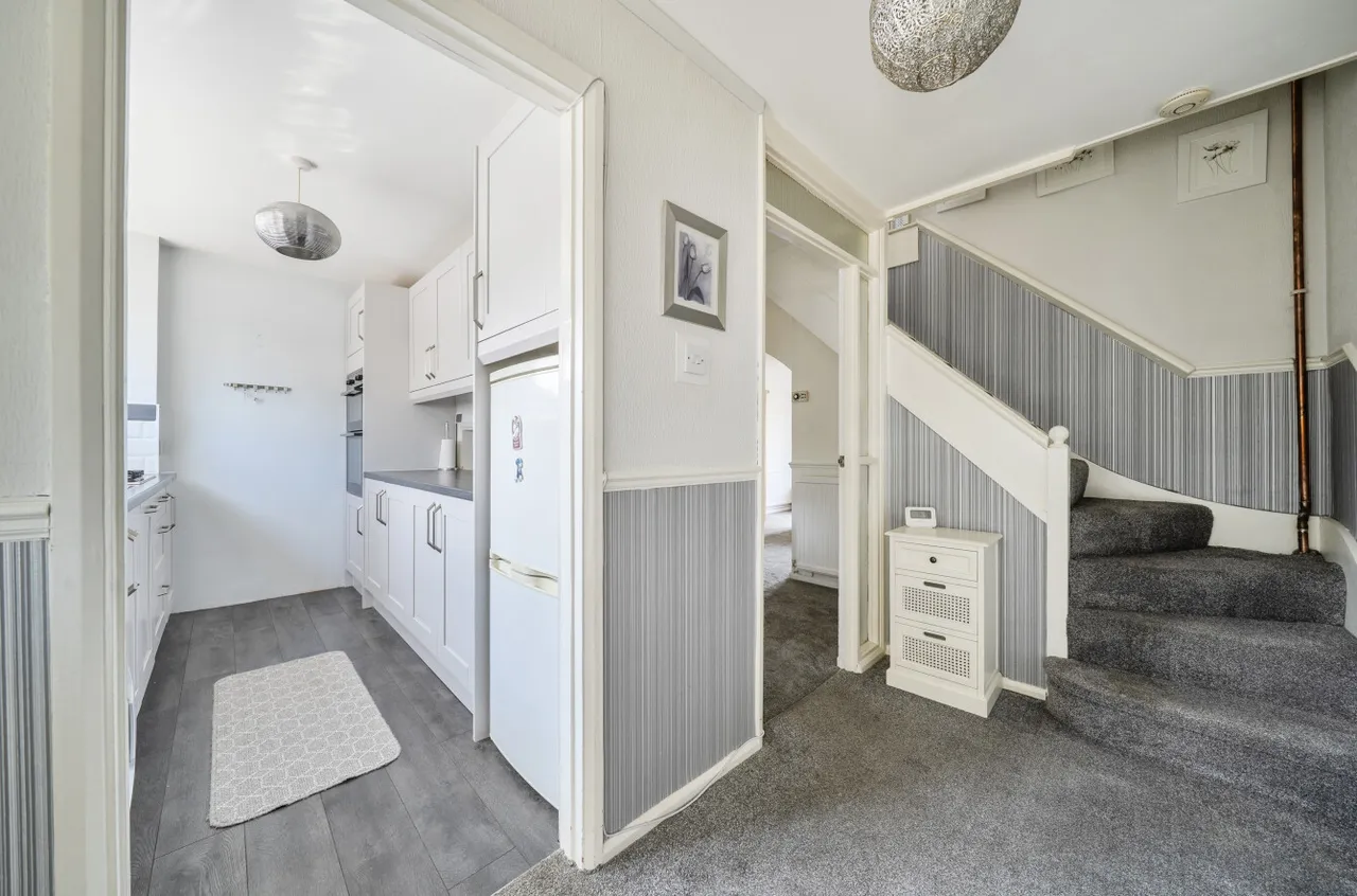 York Terrace, Erith, DA8, photo 20