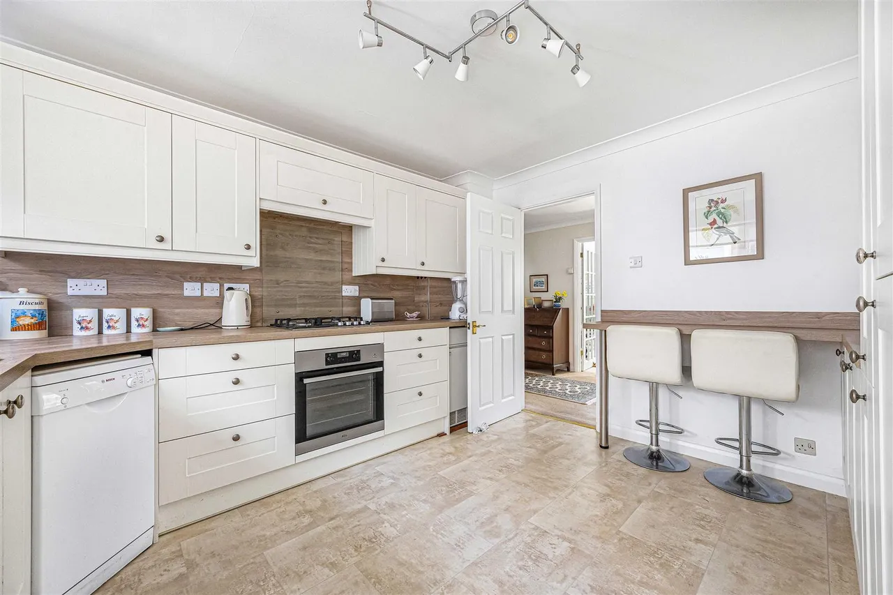 Haldane Road, Caversham, RG4, photo 8