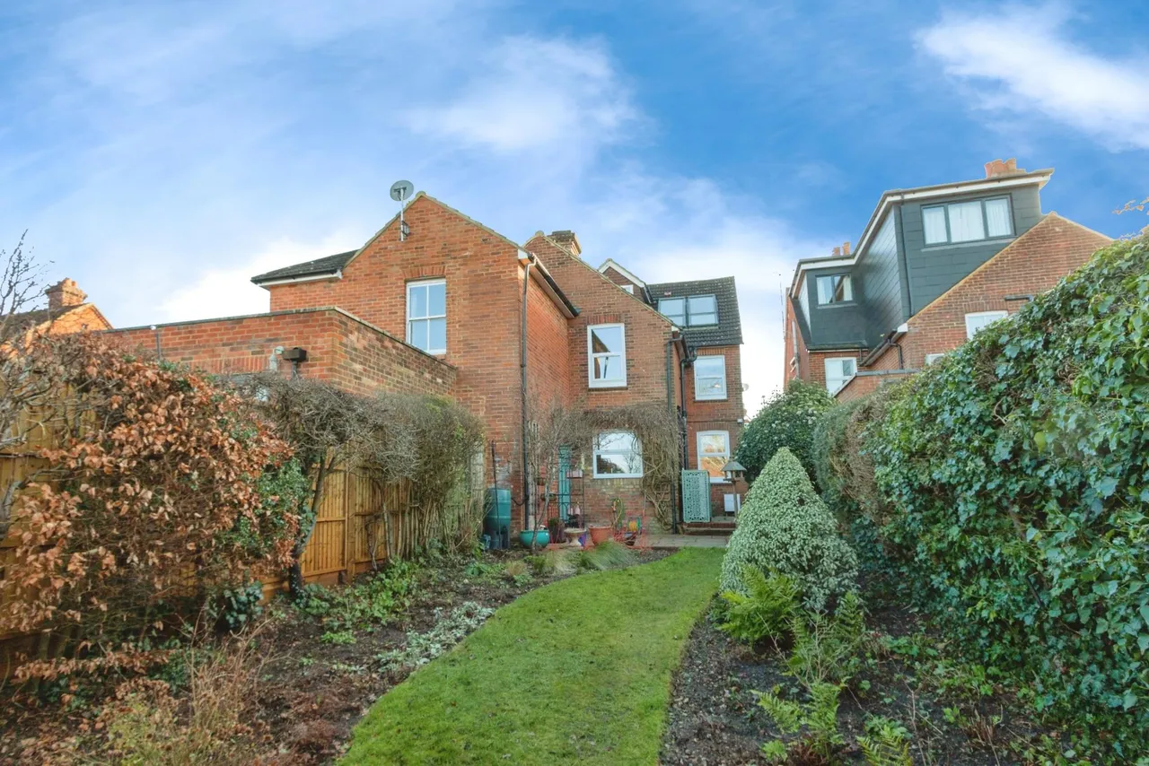 Ridgway Road, Farnham, GU9, photo 23