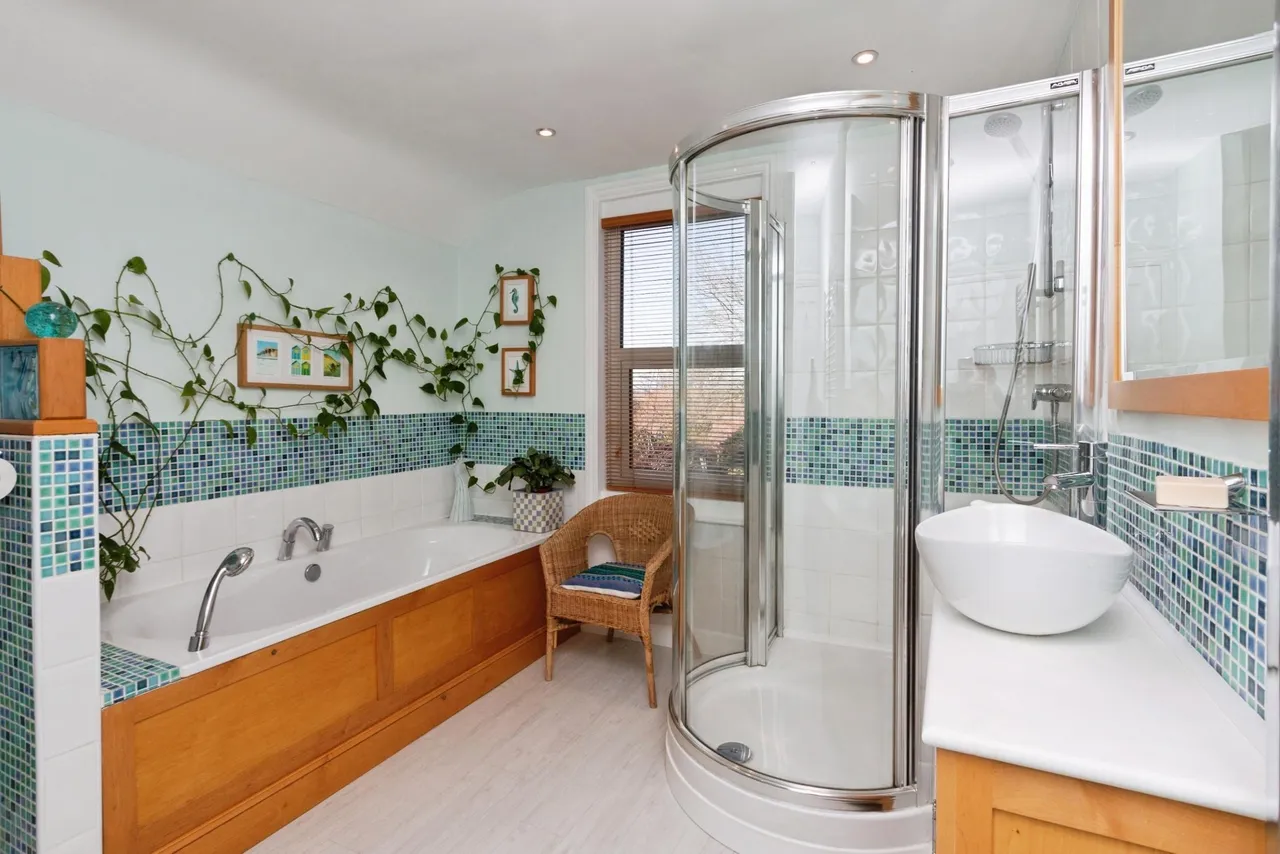 Ridgway Road, Farnham, GU9, photo 20