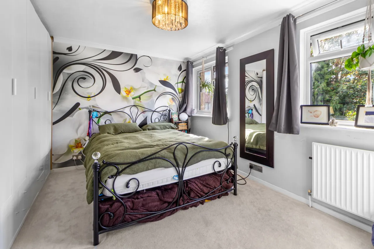 Cottenhams, Blindley Heath, RH7, photo 13