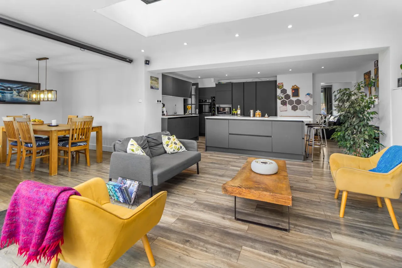 Cottenhams, Blindley Heath, RH7, photo 4