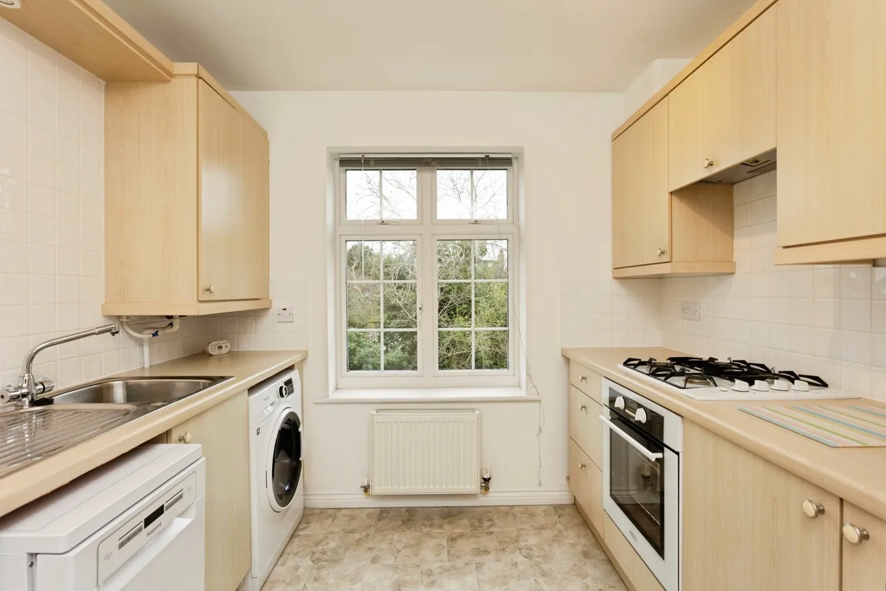 Corve Dale Walk, West Bridgford, NG2, photo 6