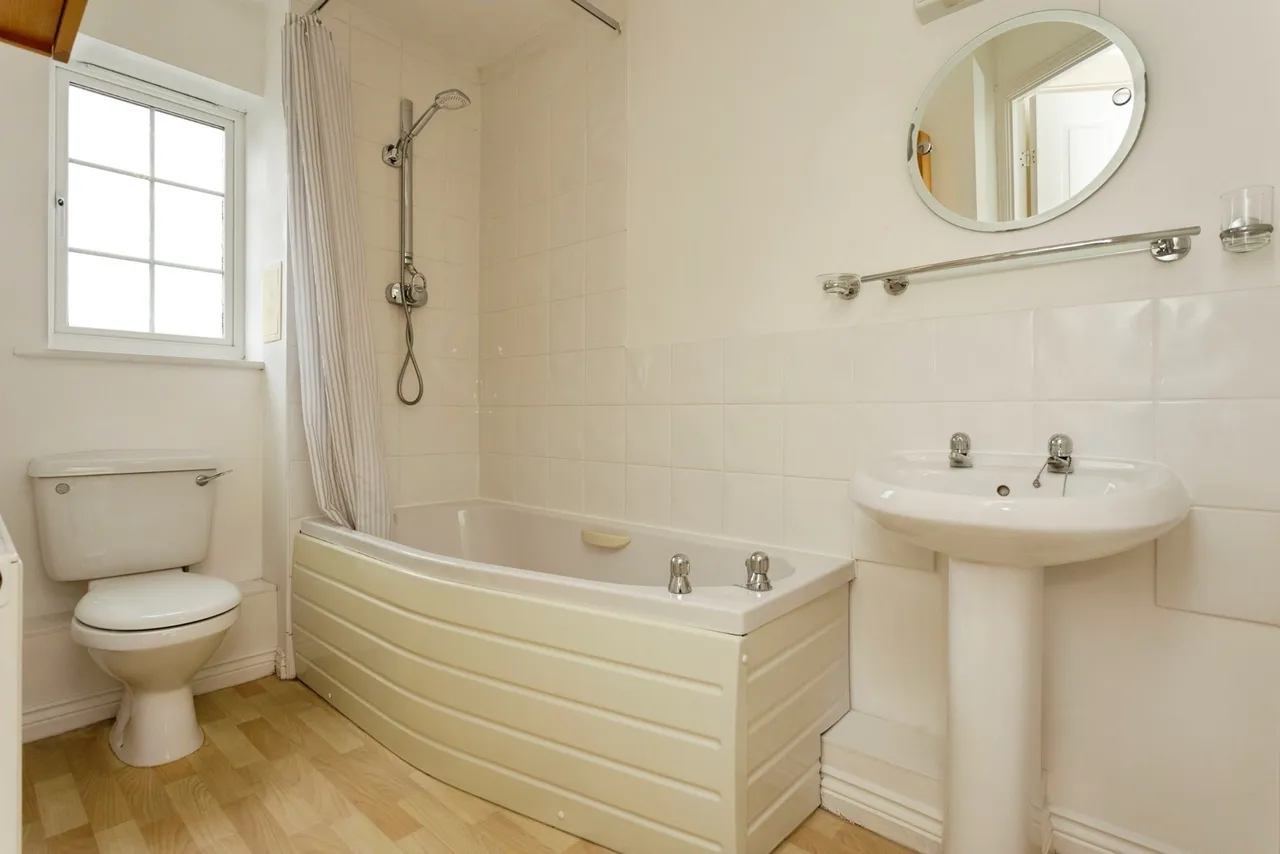 Corve Dale Walk, West Bridgford, NG2, photo 14