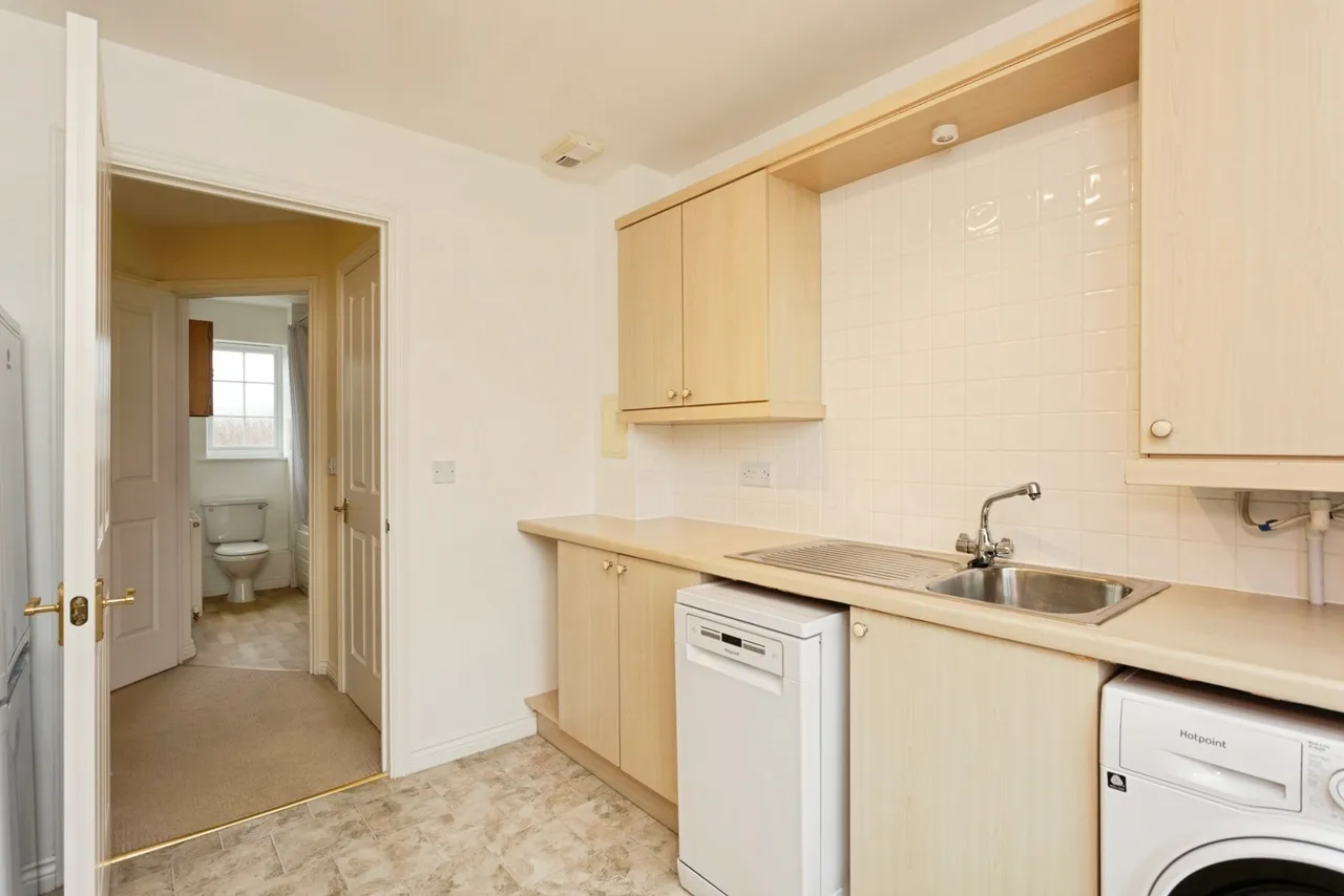 Corve Dale Walk, West Bridgford, NG2, photo 9