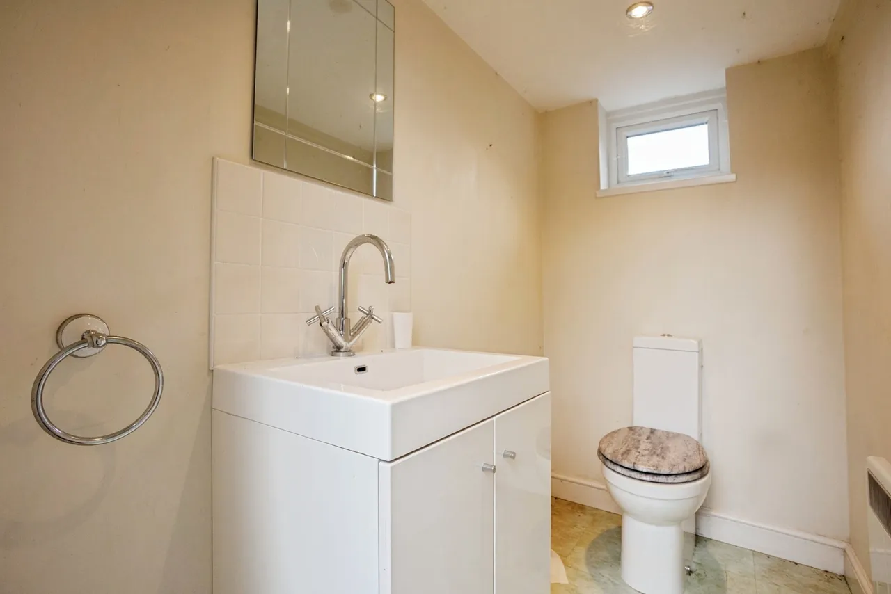 Gibson Road, Sileby, LE12, photo 17