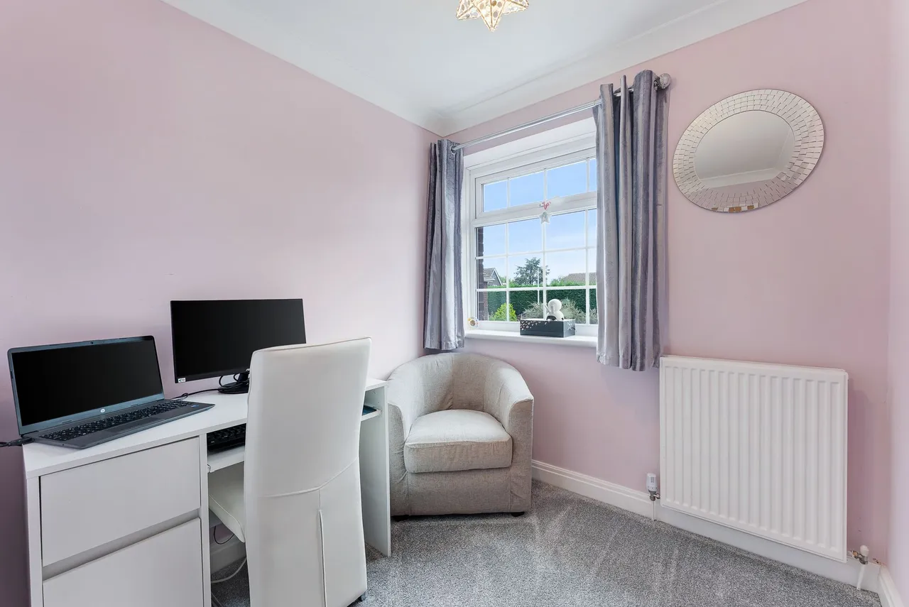 Thirsk Close, Runcorn, WA7, photo 19