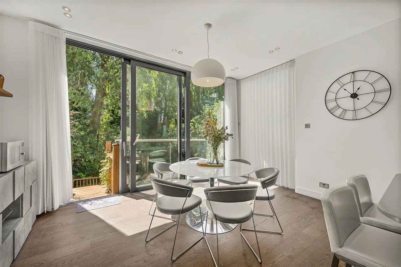 Helenslea Avenue, Golders Green, NW11, photo 7