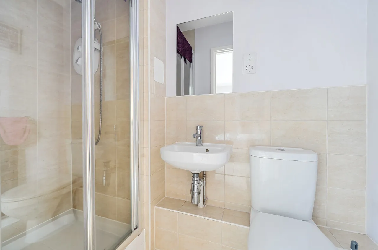 London Road, Binfield, Bracknell, Berkshire, RG42 4FA, photo 7
