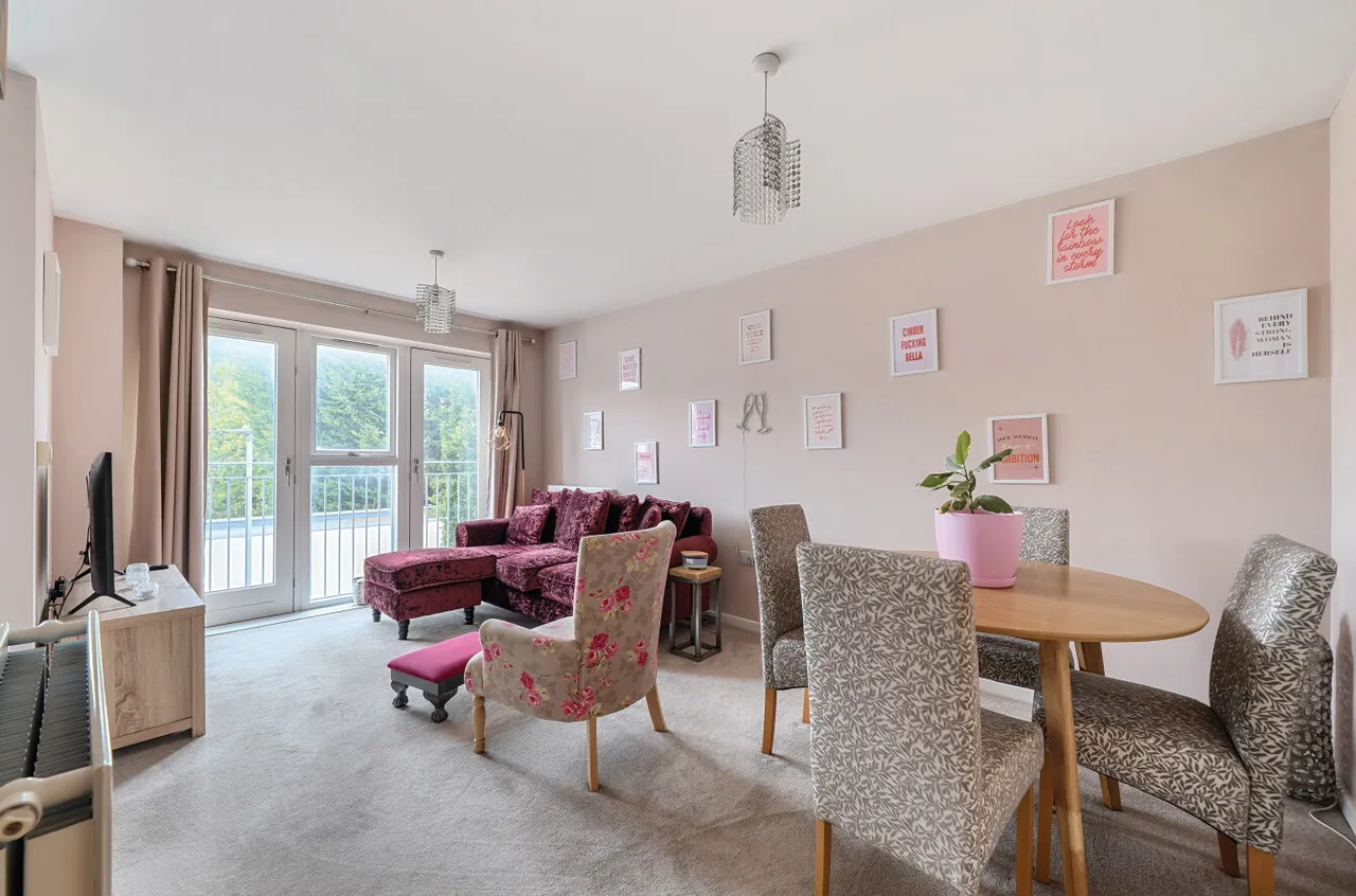 London Road, Binfield, Bracknell, Berkshire, RG42 4FA, photo 8
