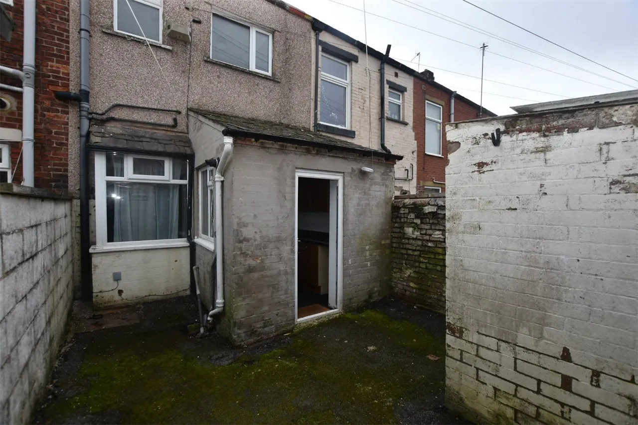 St. James Street, Mill Hill, Blackburn, Lancashire, BB2, photo 13