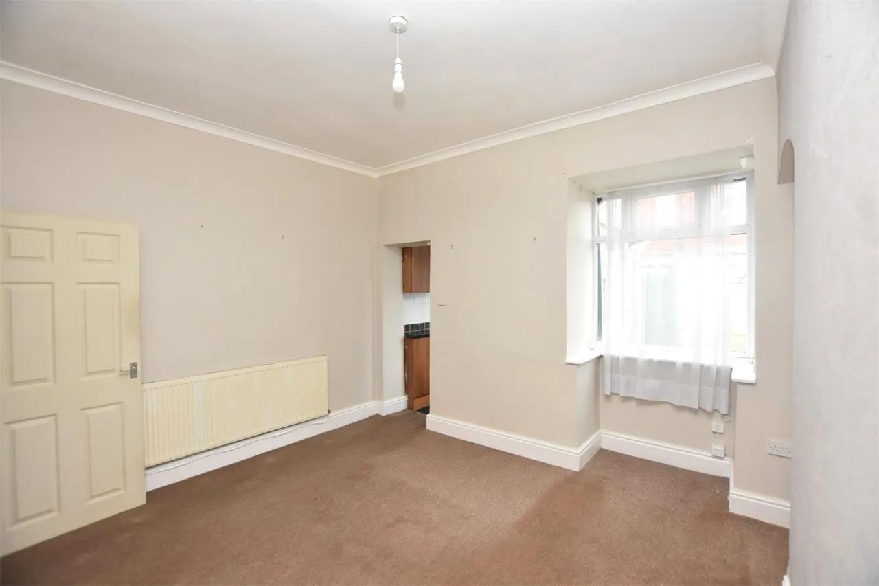 St. James Street, Mill Hill, Blackburn, Lancashire, BB2, photo 5