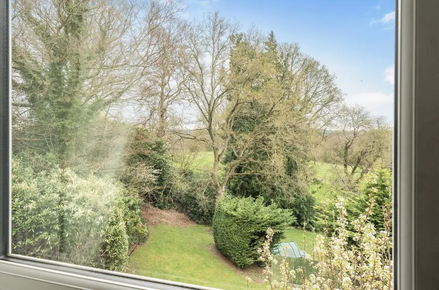 Jouldings Lane, Farley Hill, RG7, photo 15