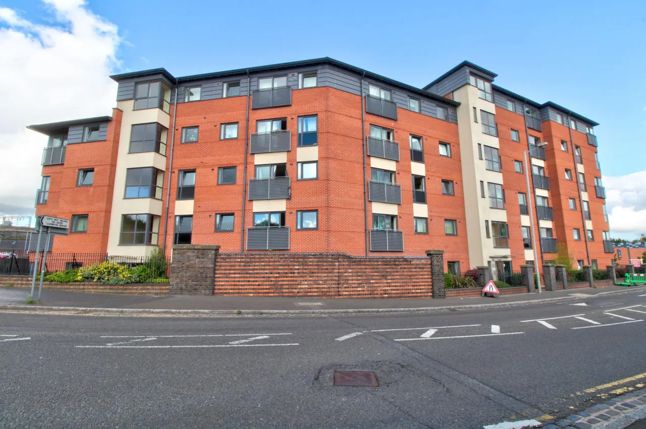 Broad Gauge Way, Wolverhampton, WV10, photo 2