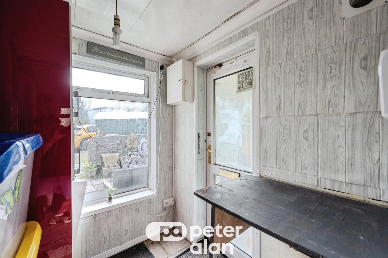 Heol Bryn Seion Neath, SA10, photo 13
