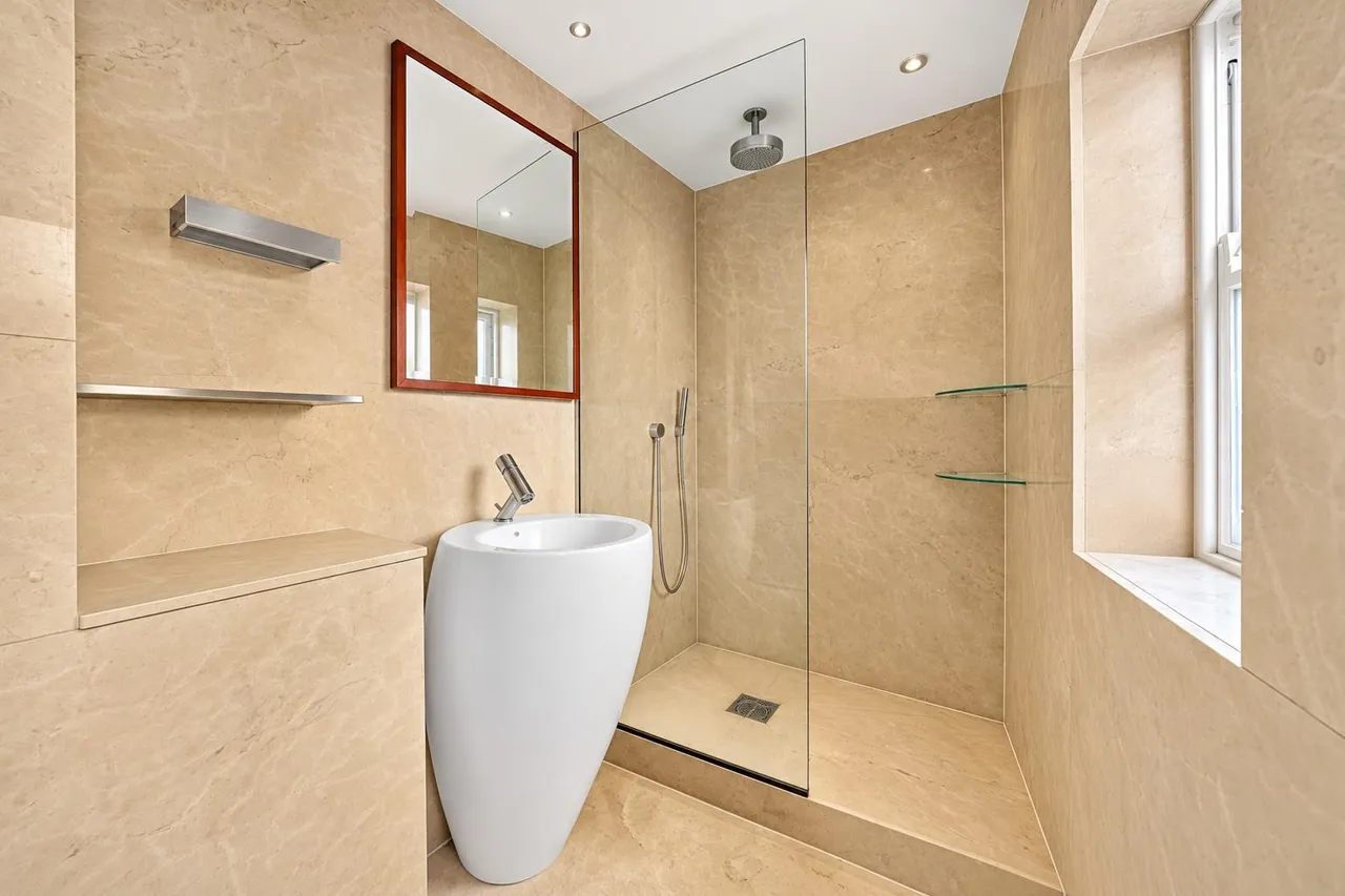 Kensington Court, Kensington, W8, photo 38