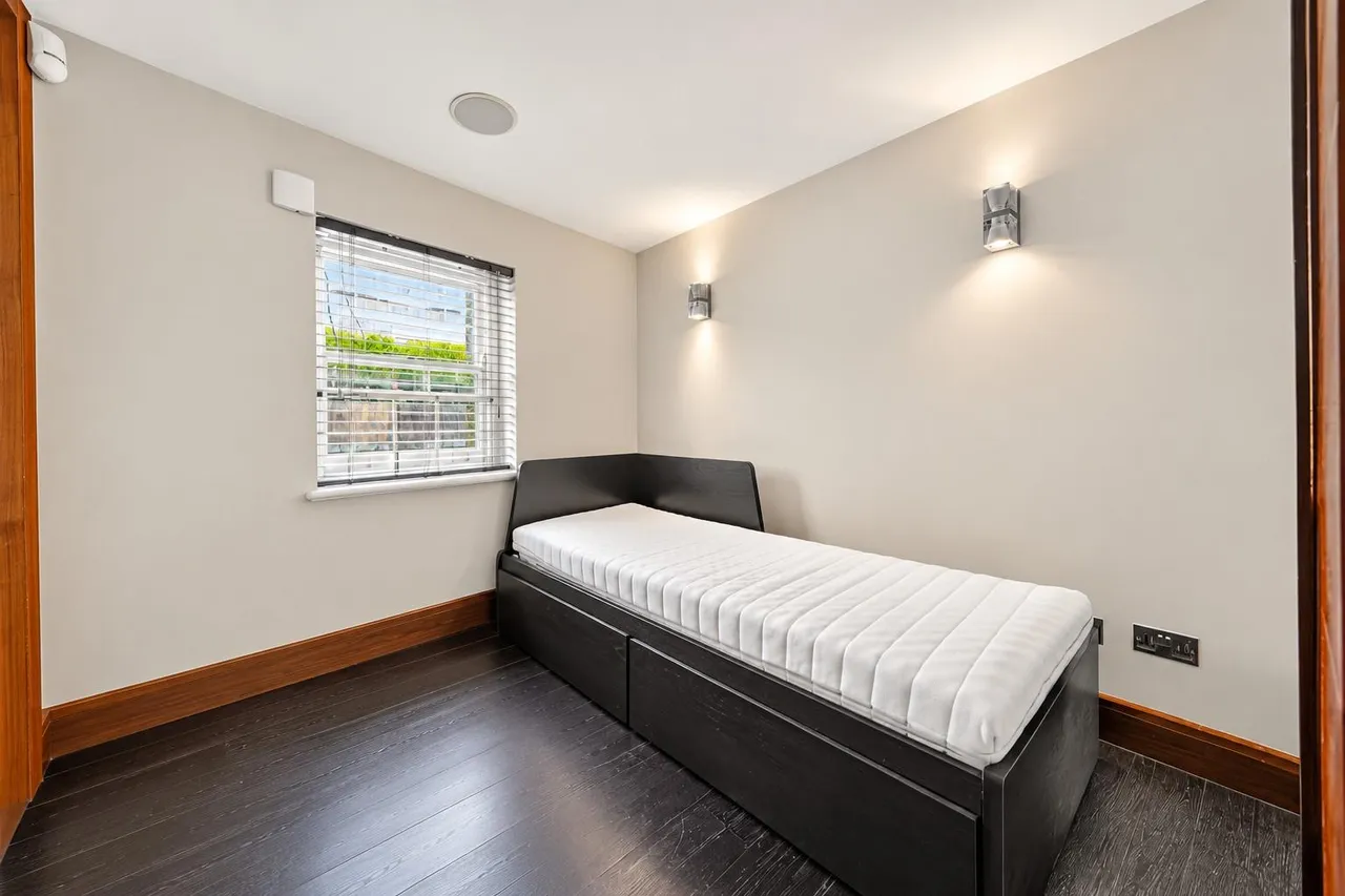 Kensington Court, Kensington, W8, photo 39