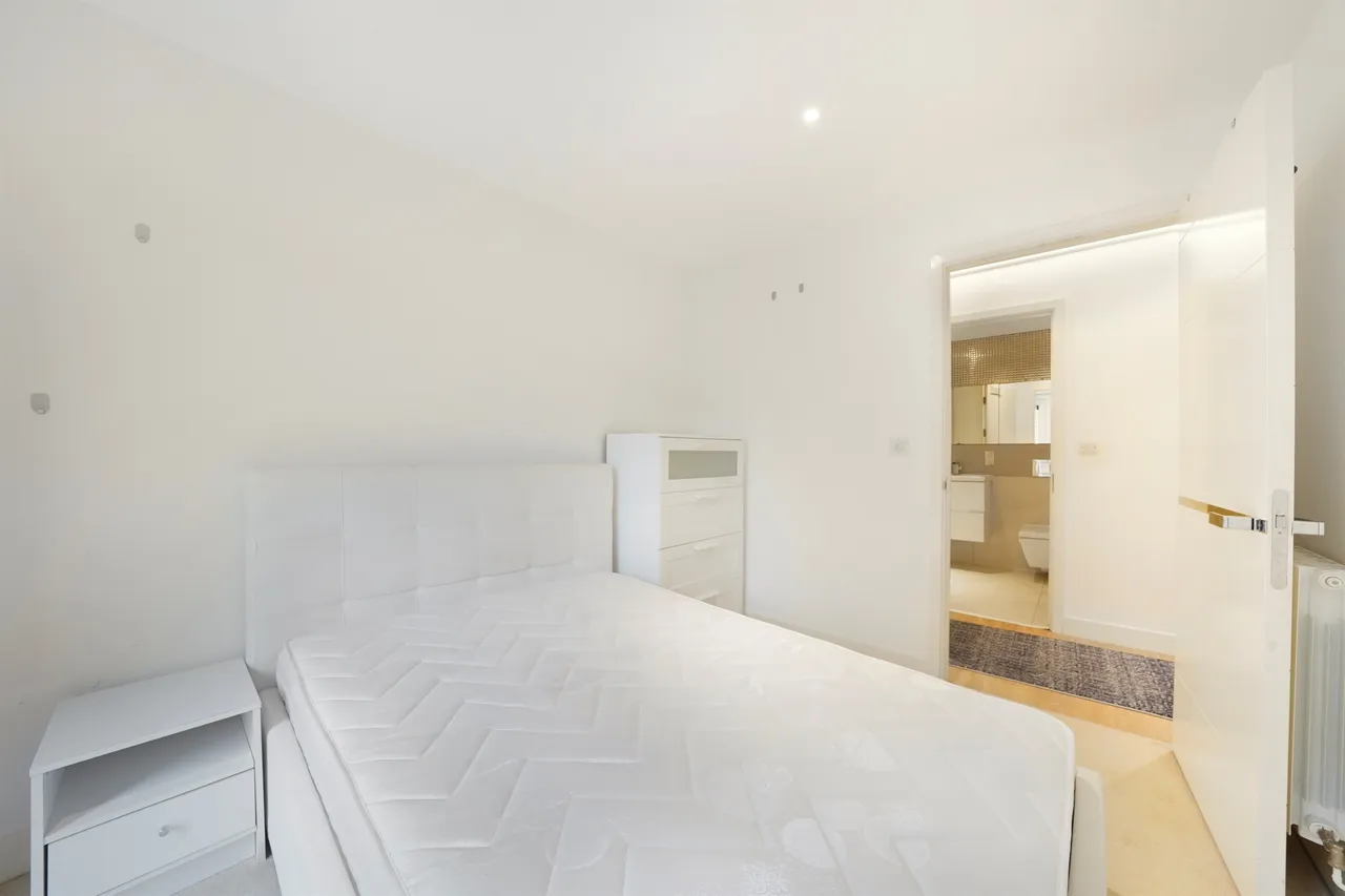 Whiting Way, London, SE16, photo 15