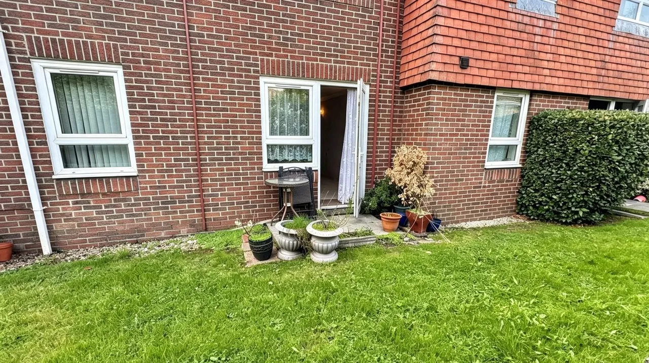 Danescourt Way, Llandaff, CF5, photo 3