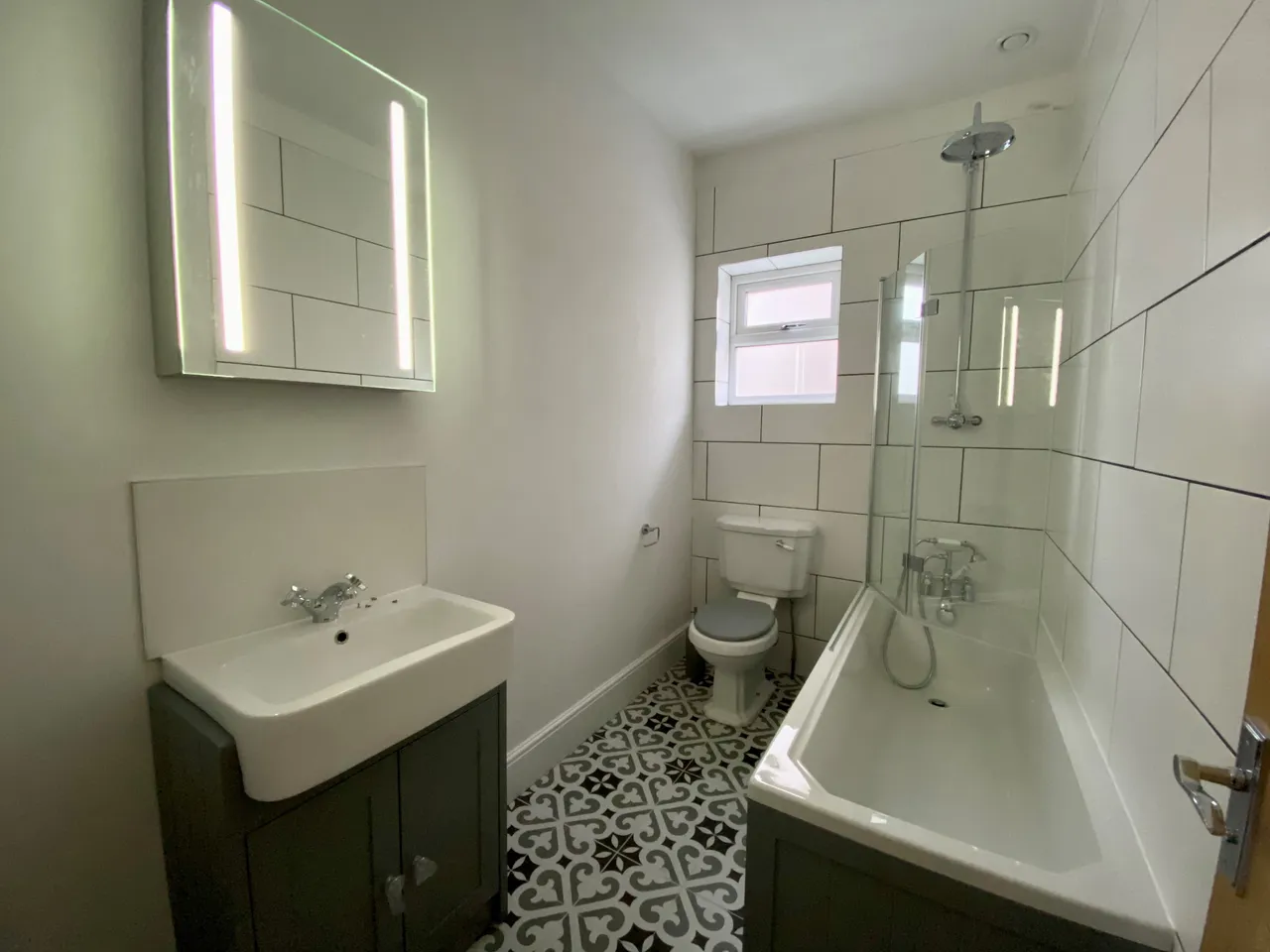 Moss Lane, Hale, WA15, photo 11