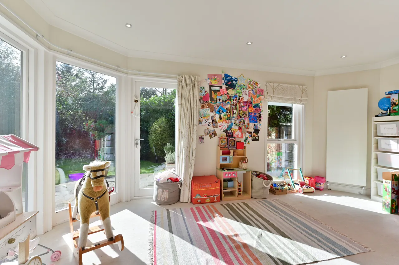 5 Eversley Park, London, photo 8