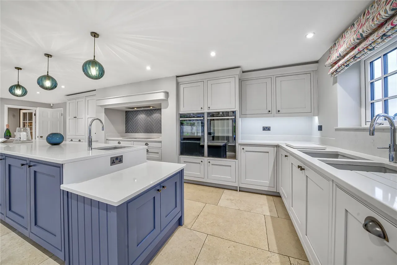 A Georgian Country House in the South Downs, 2.7 Acres, photo 5
