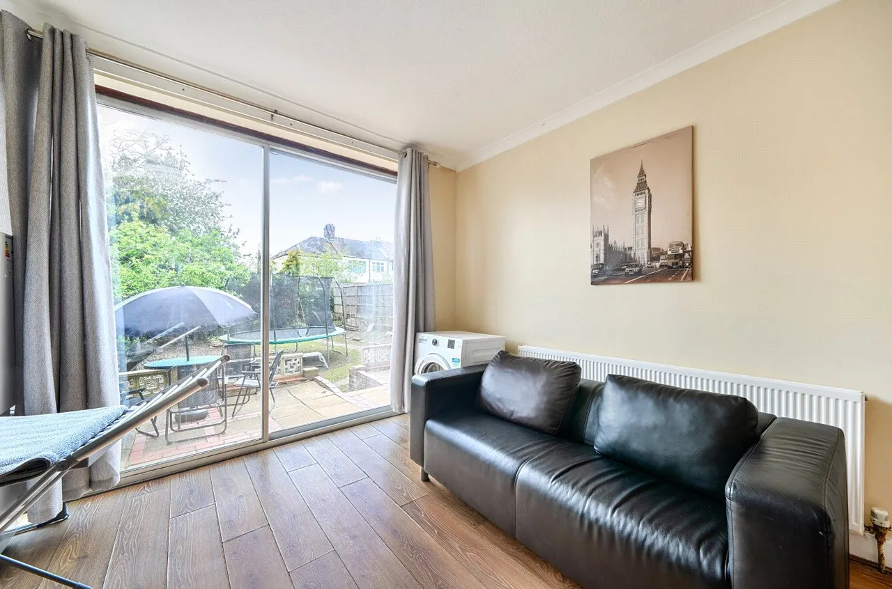 Sundial Avenue, London, SE25, photo 3